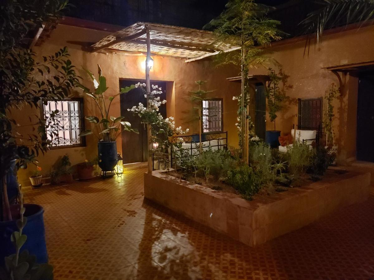 Riad Hanan Уарзазат Экстерьер фото